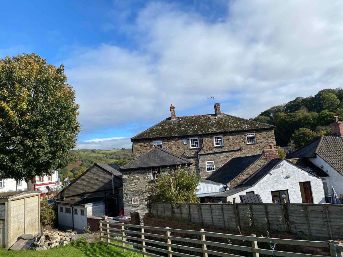 Oyo Glyn Valley Hotel Glyn Ceiriog Екстер'єр фото