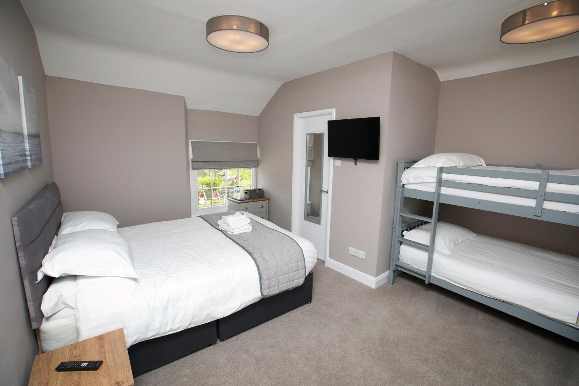 Oyo Glyn Valley Hotel Glyn Ceiriog Екстер'єр фото
